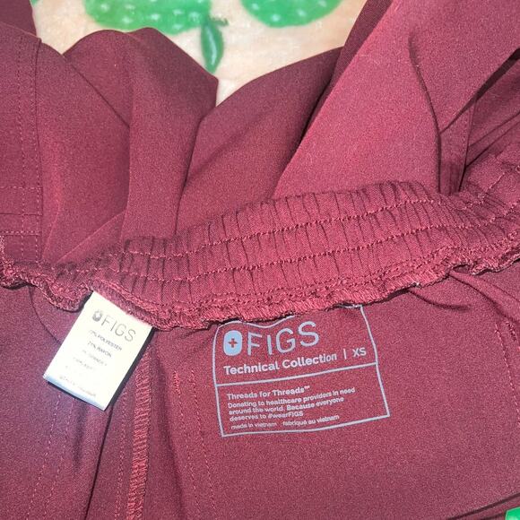 Figs scrub pants size XS - Picture 5 of 12